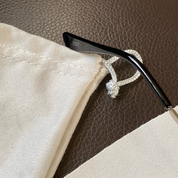 Dior Sun Glasses - Picture 8 of 13